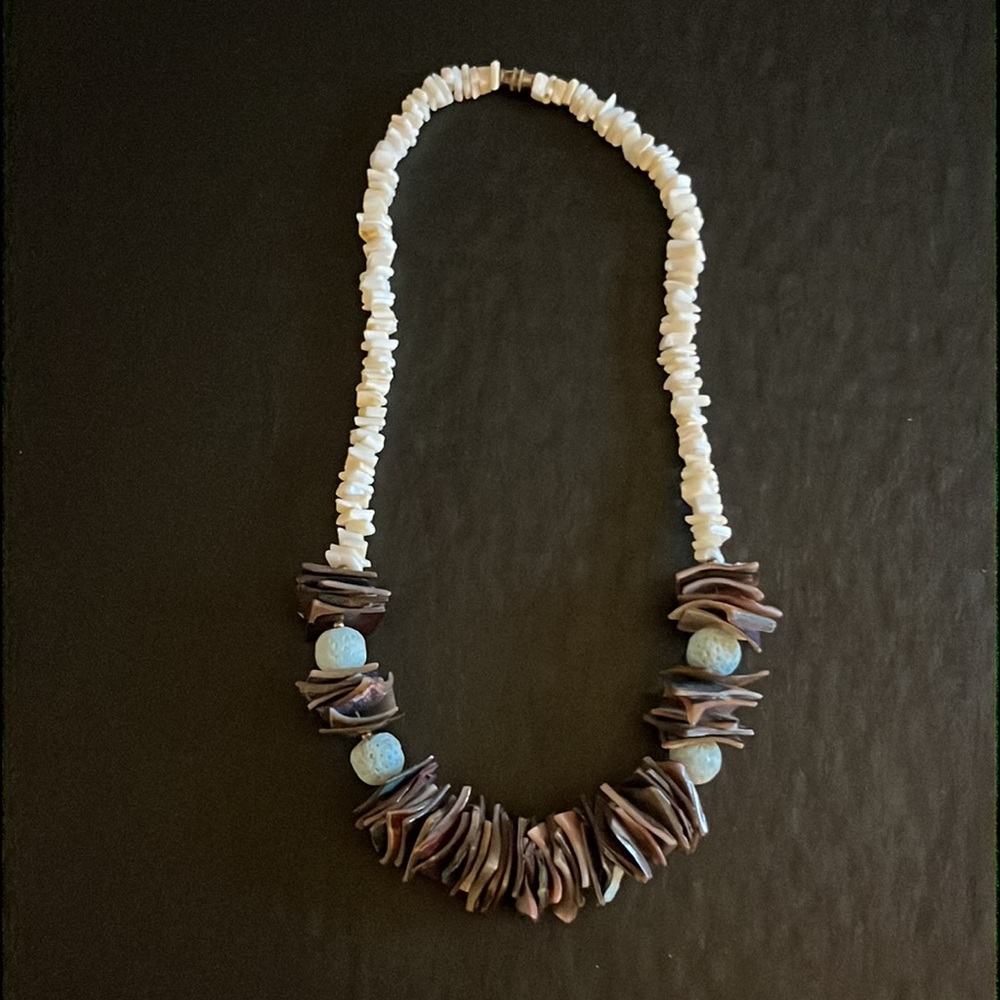 Puka Shell Necklace 18” Like new, never worn